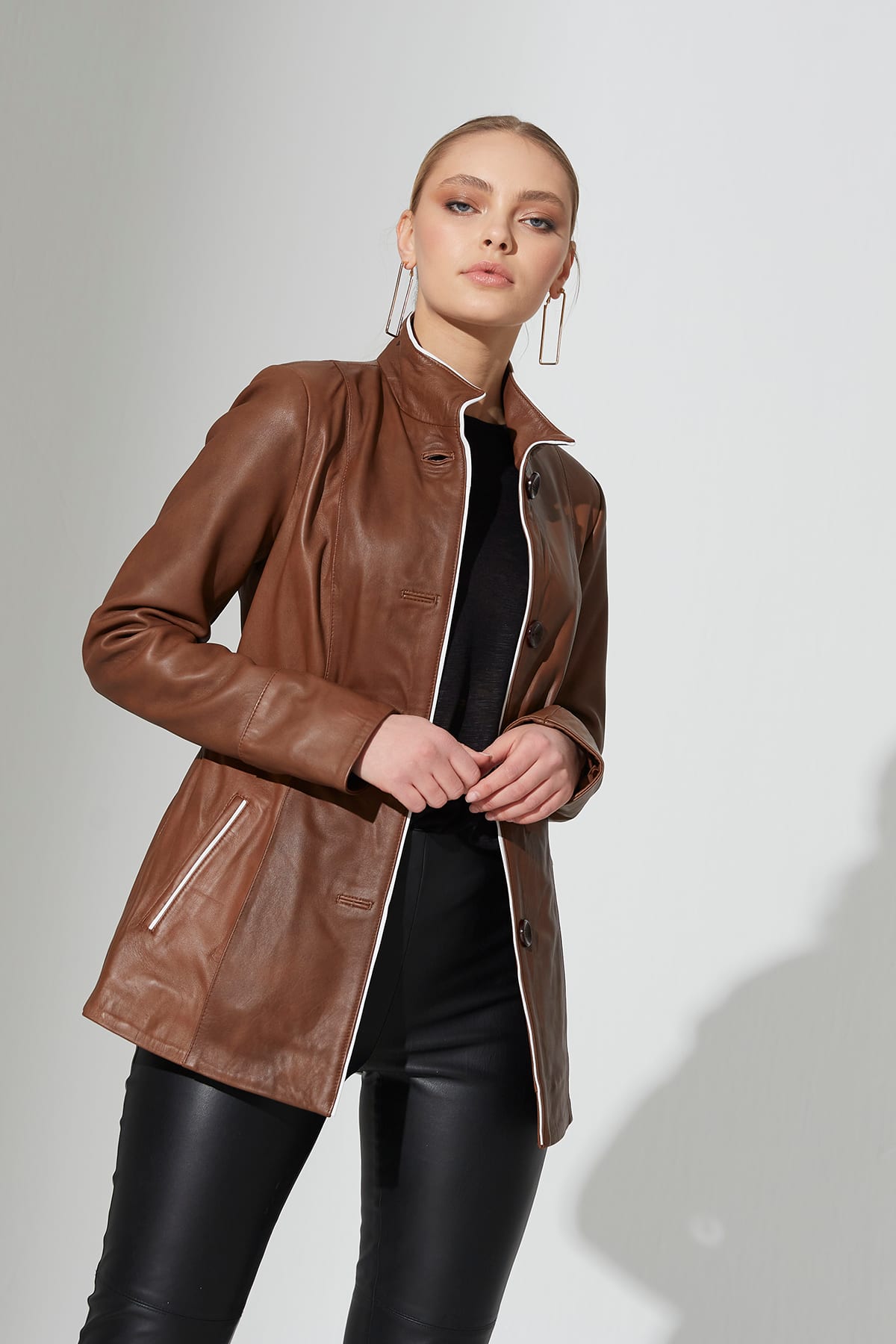 Kadin Dugmeli Hakim Yaka Deri Ceket Kestane - Image 1