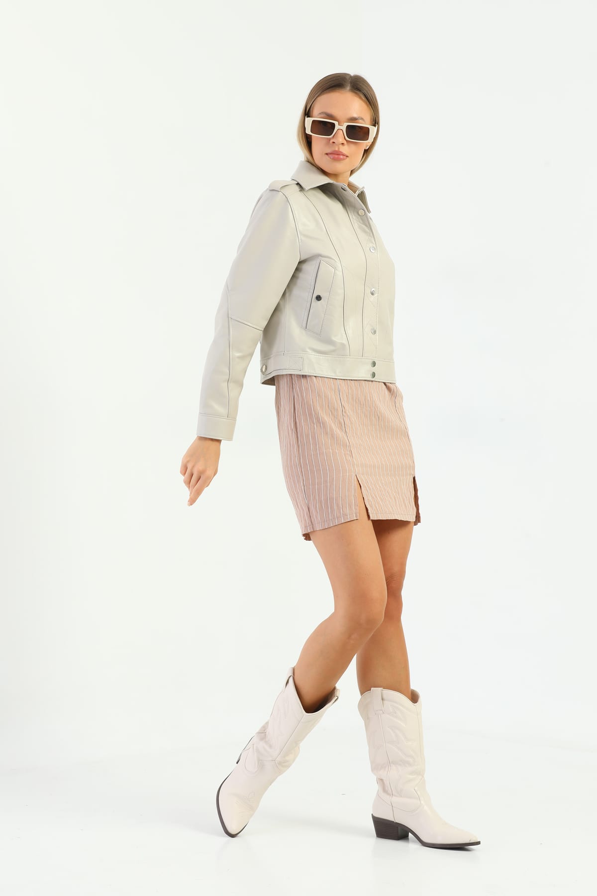 Kadin Kapitone Dugmeli Deri Ceket Bej - Image 3