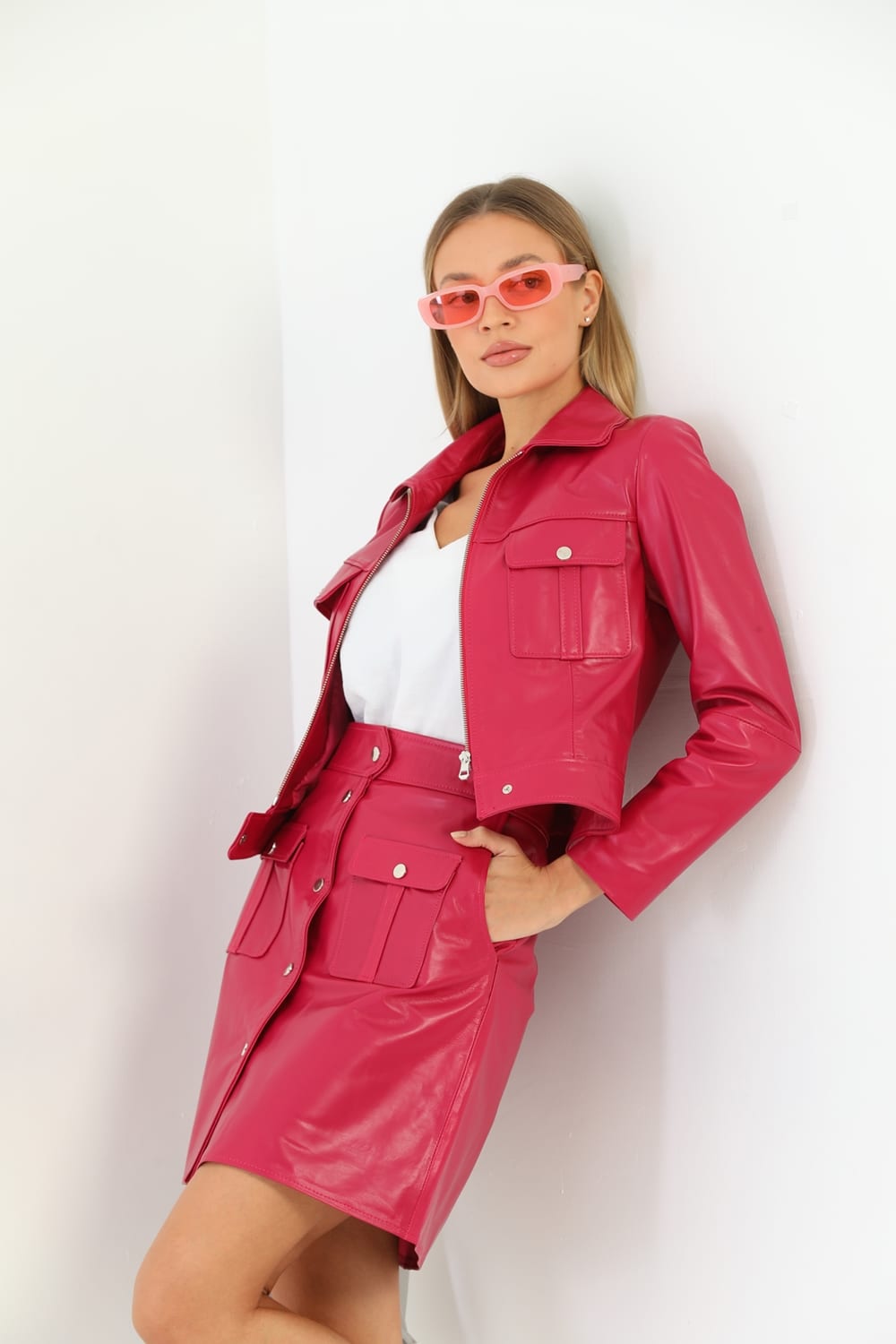 Kadin Deri Ceket ve Deri Etek Takimi  Fusya - Image 3
