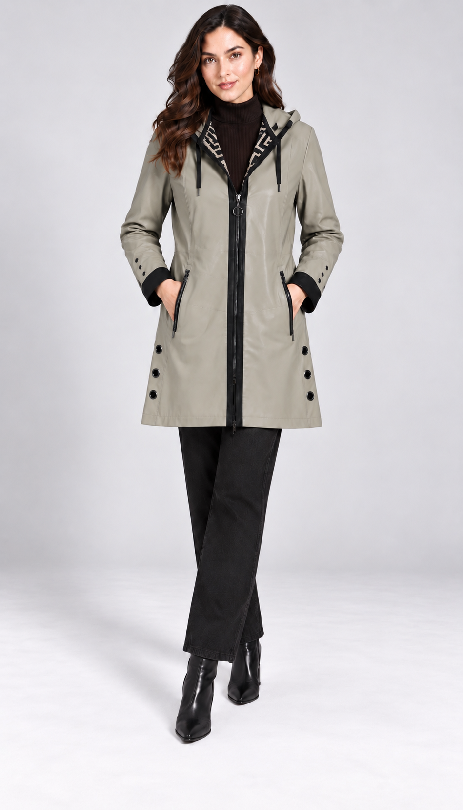 Kadın Kapüşonlu Fermuarlı Uzun Hakiki Deri Kaban