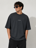 Antrasit Minimal Baskılı Oversize Erkek Tişört